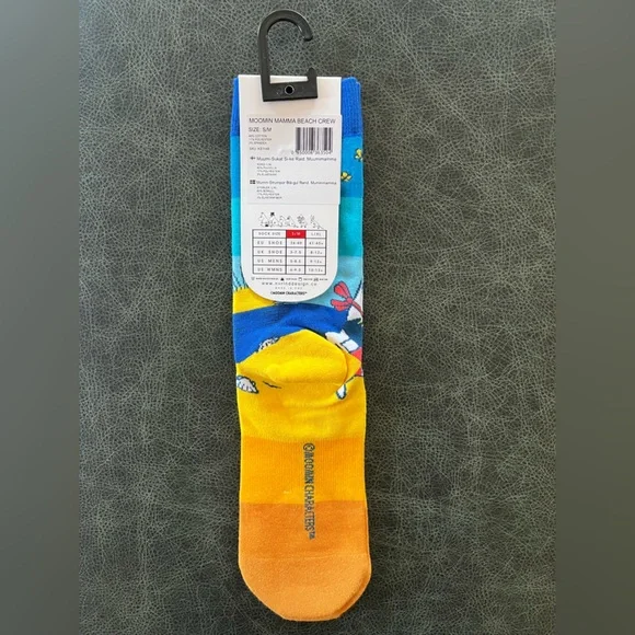 Moomin Mamma Crew Socks Women’s Size S-M - Picture 4 of 6